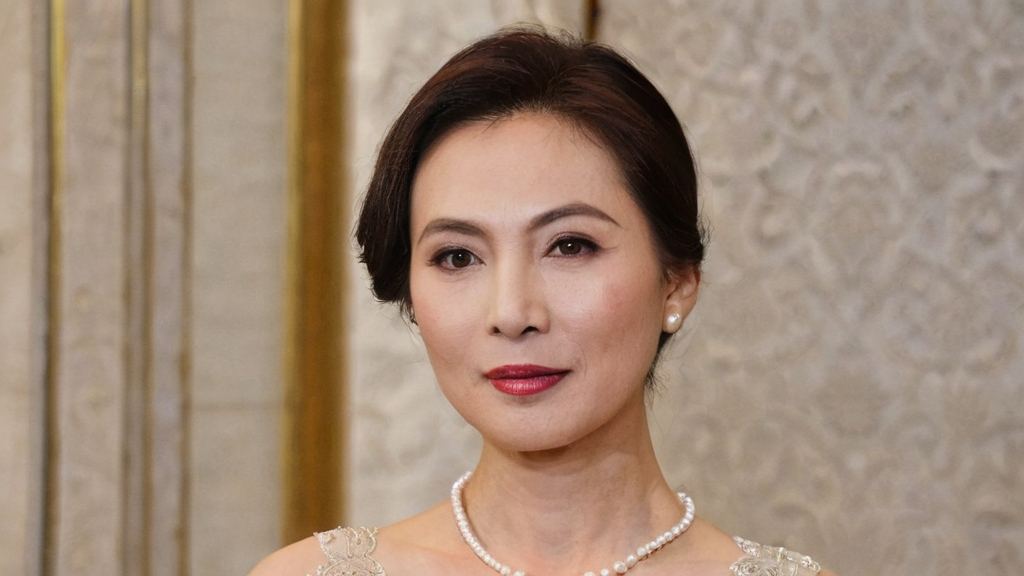 原来明星们也有这么可爱的一面 吃瓜直播间中的趣事与瓜小松的吃瓜日常碰撞引发热议