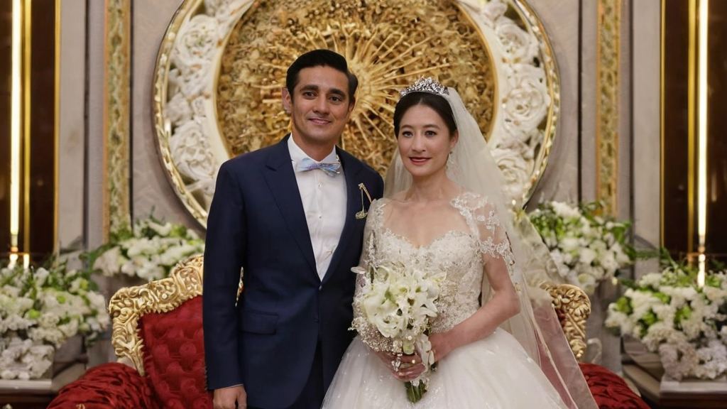 许多观众在评论区关注《魔胎》完整版在线播放揭秘神秘胎儿背后惊世之谜与赫子铭再陷离婚风波的关联