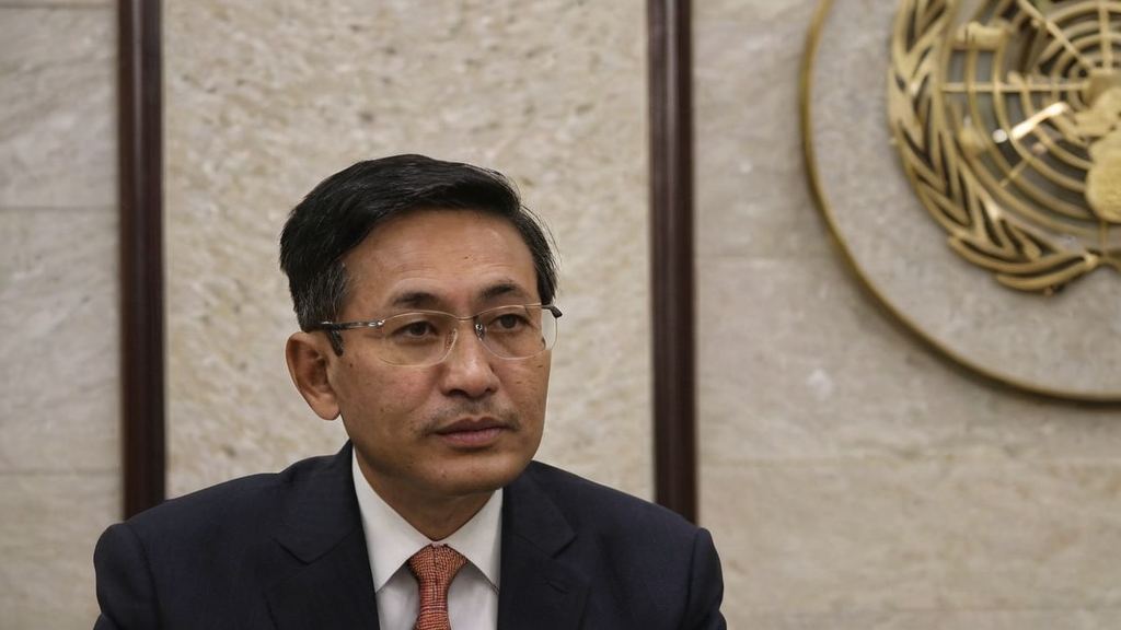 别人发个吃瓜表情引发娱乐圈幕后揭秘引争议